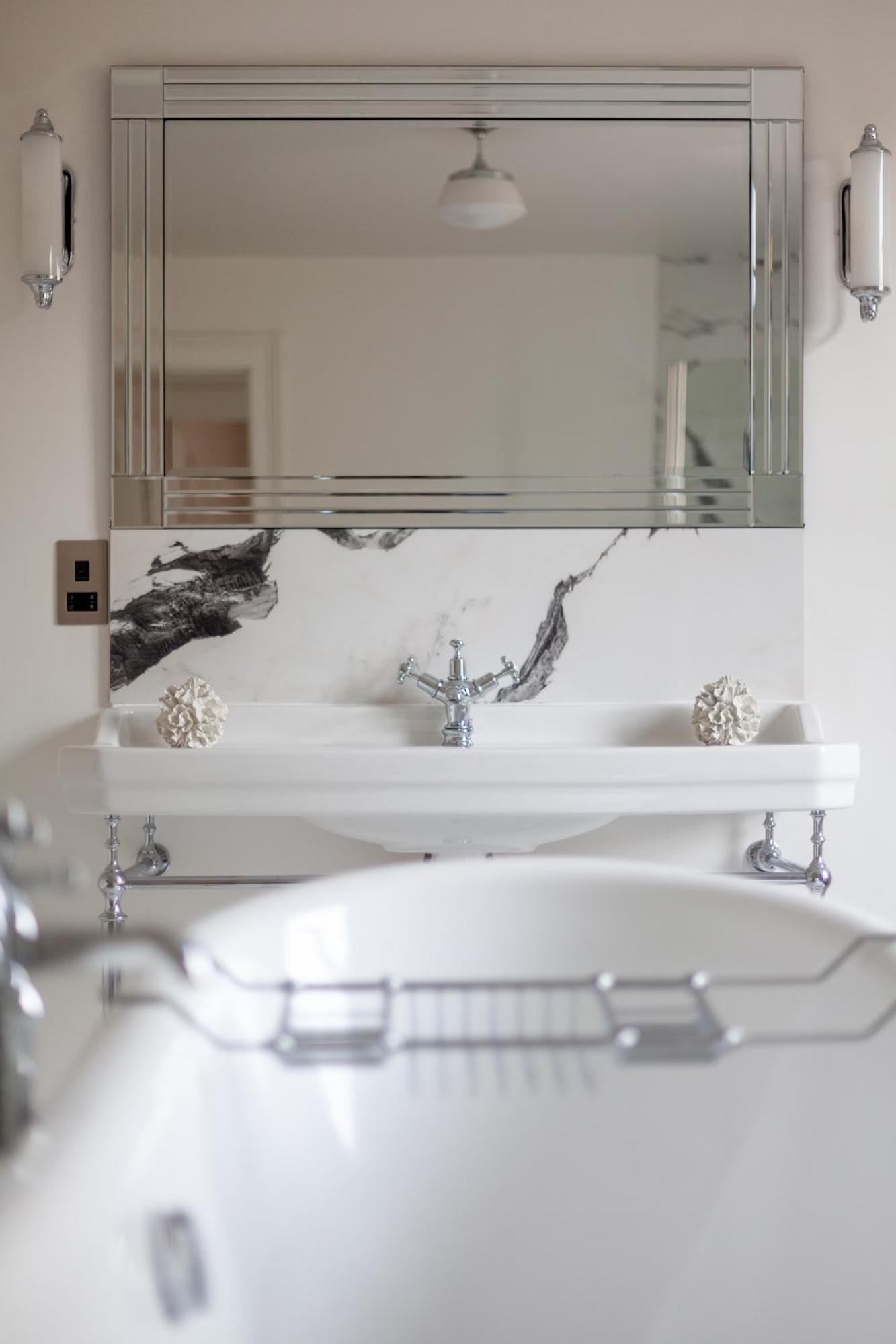 The New Cross Premier Rooms Лондон Екстериор снимка